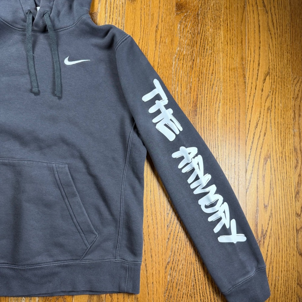 Nike The Armory Graphic Hoodie Gray Fleece Pullover CJ1789-060 Womens Medium